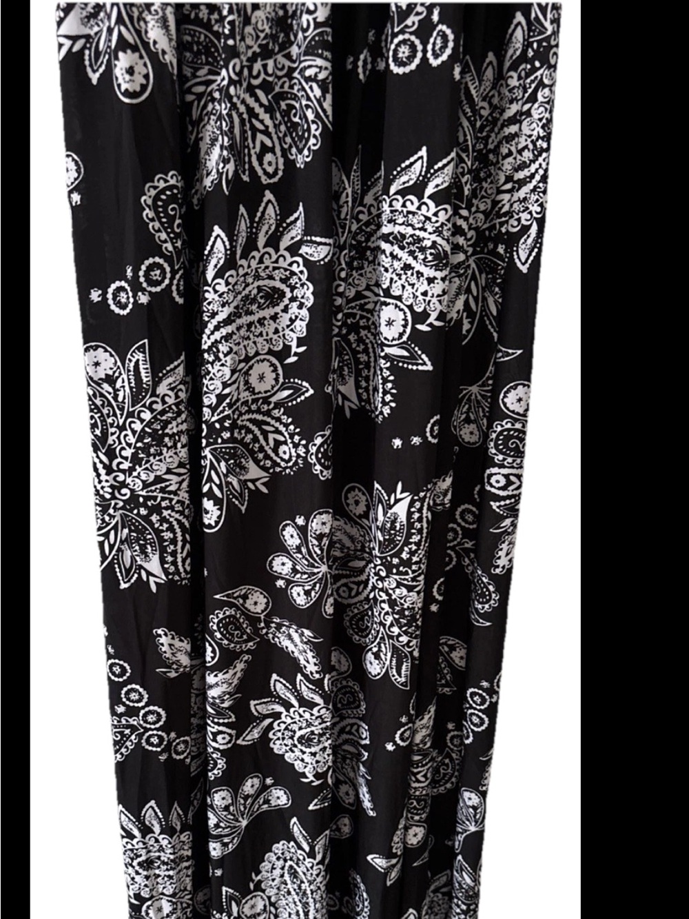 Black and White Paisley Maxi Dress from Z , XL Jr - Picture 4 of 6